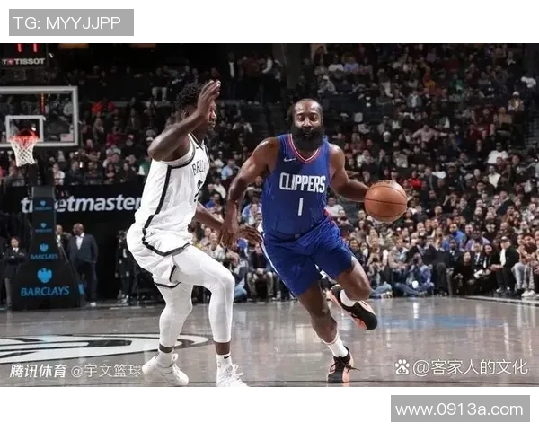 快船遭遇三连败,球迷呼吁管理层进行补强 快船遭遇三连败,球迷呼吁管理层进行补强